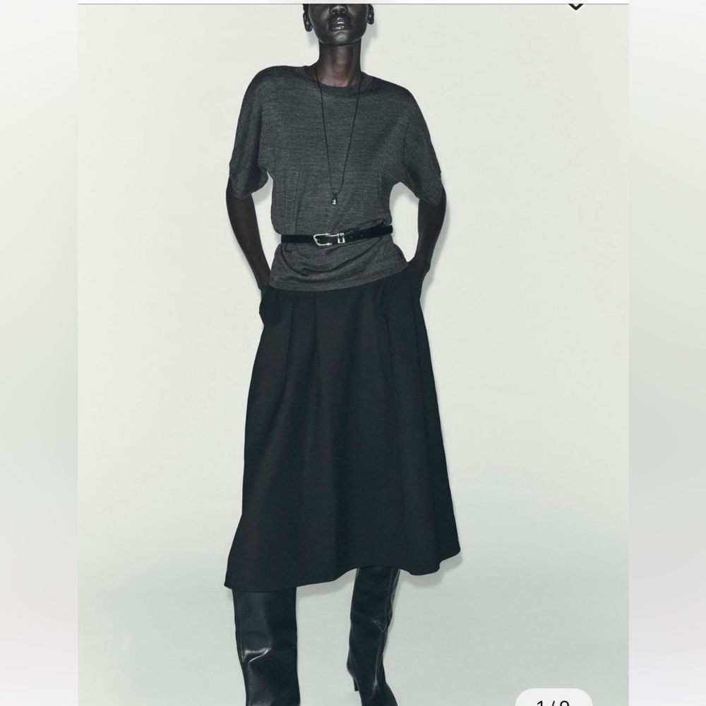Zara NWT Black Midi A-Line Skirt back zip size XS